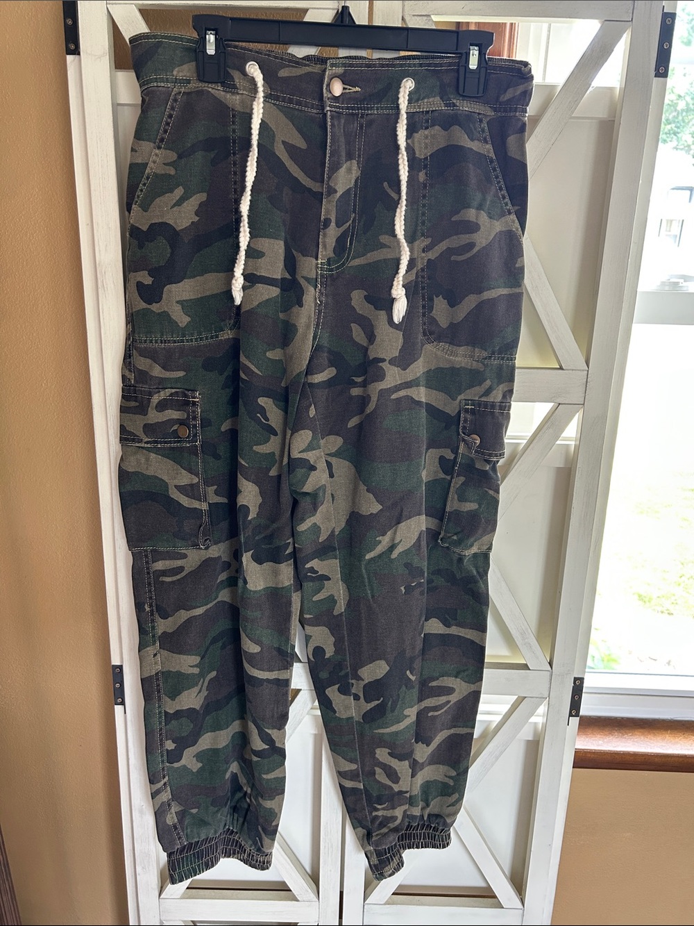 POL Womens Camo Cargo Joggers L